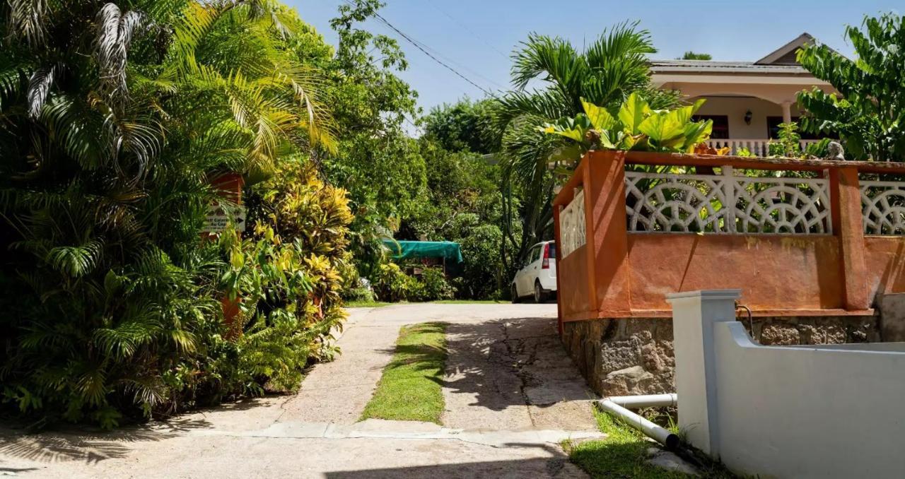 Chez Benoit Self Catering Daire Victoria Dış mekan fotoğraf