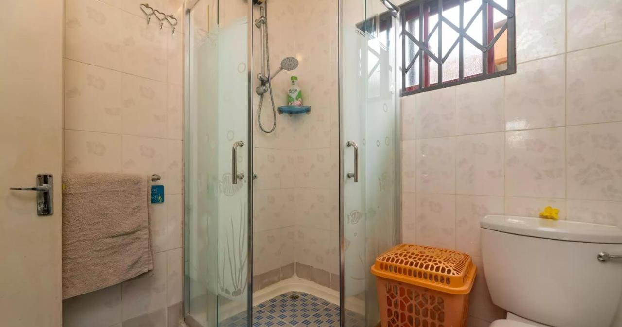 Chez Benoit Self Catering Daire Victoria Dış mekan fotoğraf