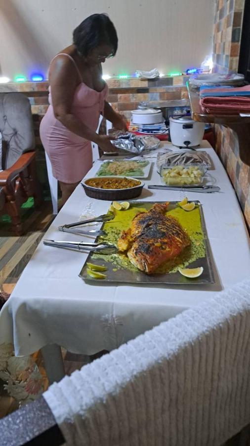 Chez Benoit Self Catering Daire Victoria Dış mekan fotoğraf